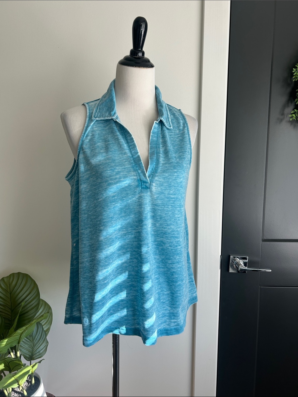 🌸 S Jane Delancey light blue soft layering collared top